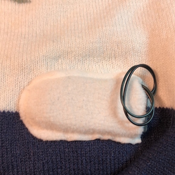 Let it Snow Winter Hat that Lights Up and twinkles - Picture 3 of 4